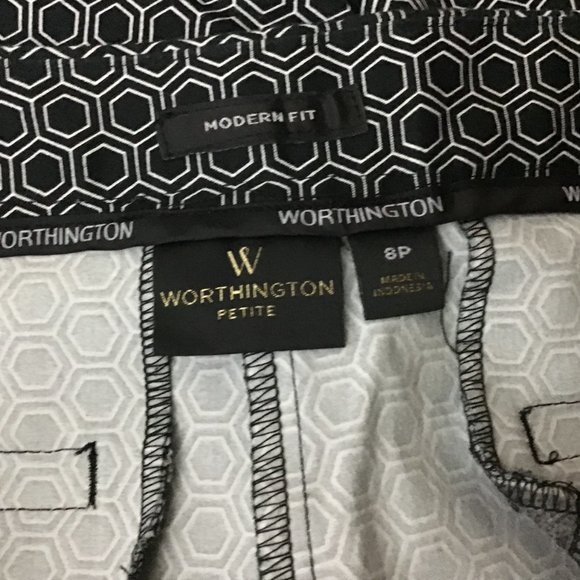 Woman's Worthington Modern Fit Capris Size 8 P - Picture 6 of 7